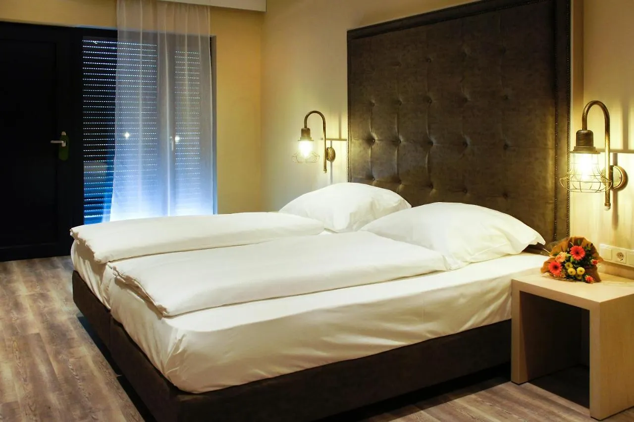 Hotel Athen Kelsterbach Frankfurt Airport Duitsland